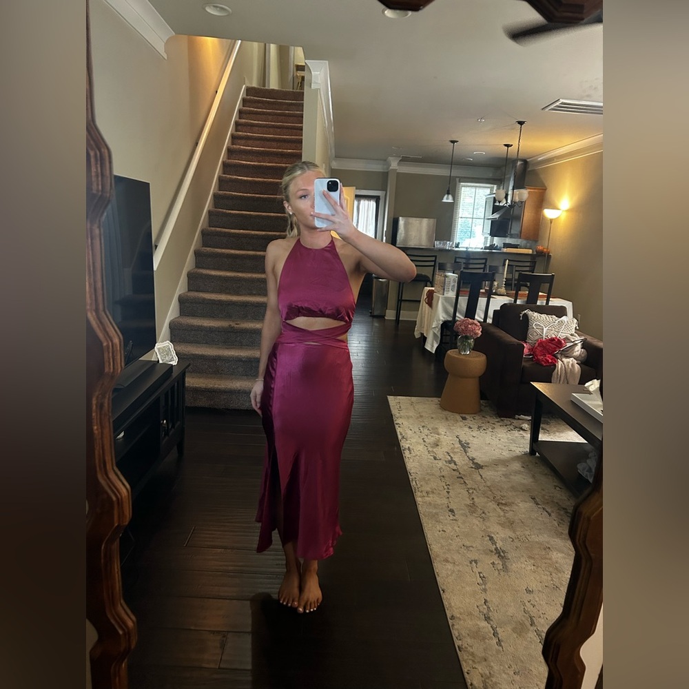 Selfie Leslie Magenta Halter Dress